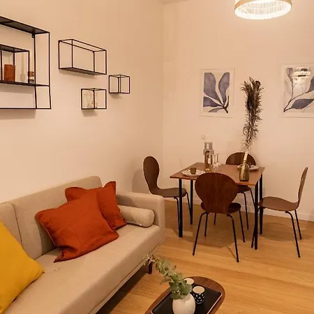 Jaures - Boutique דירה